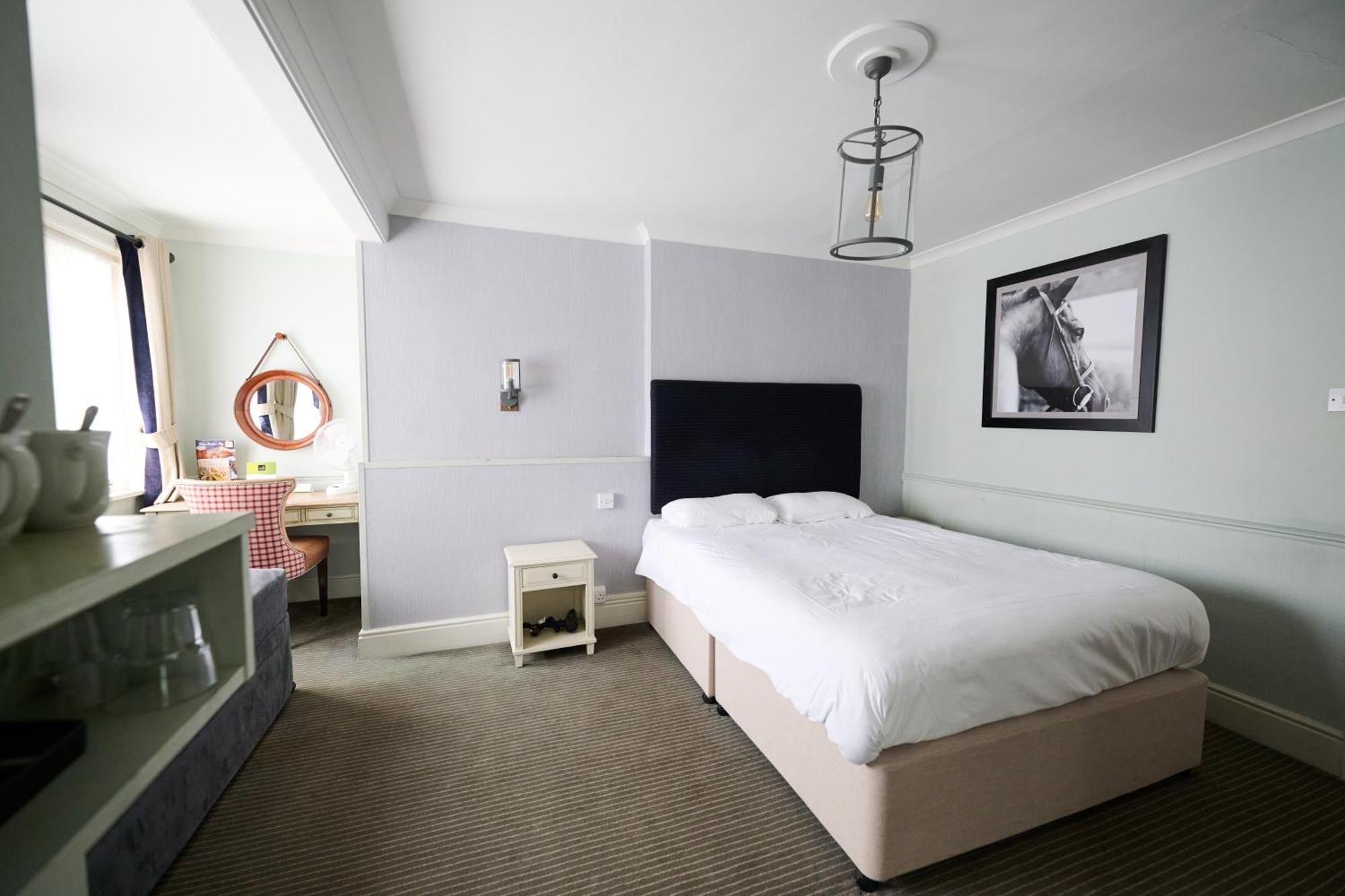 White Hart, Newmarket By Marston'S Inns المظهر الخارجي الصورة