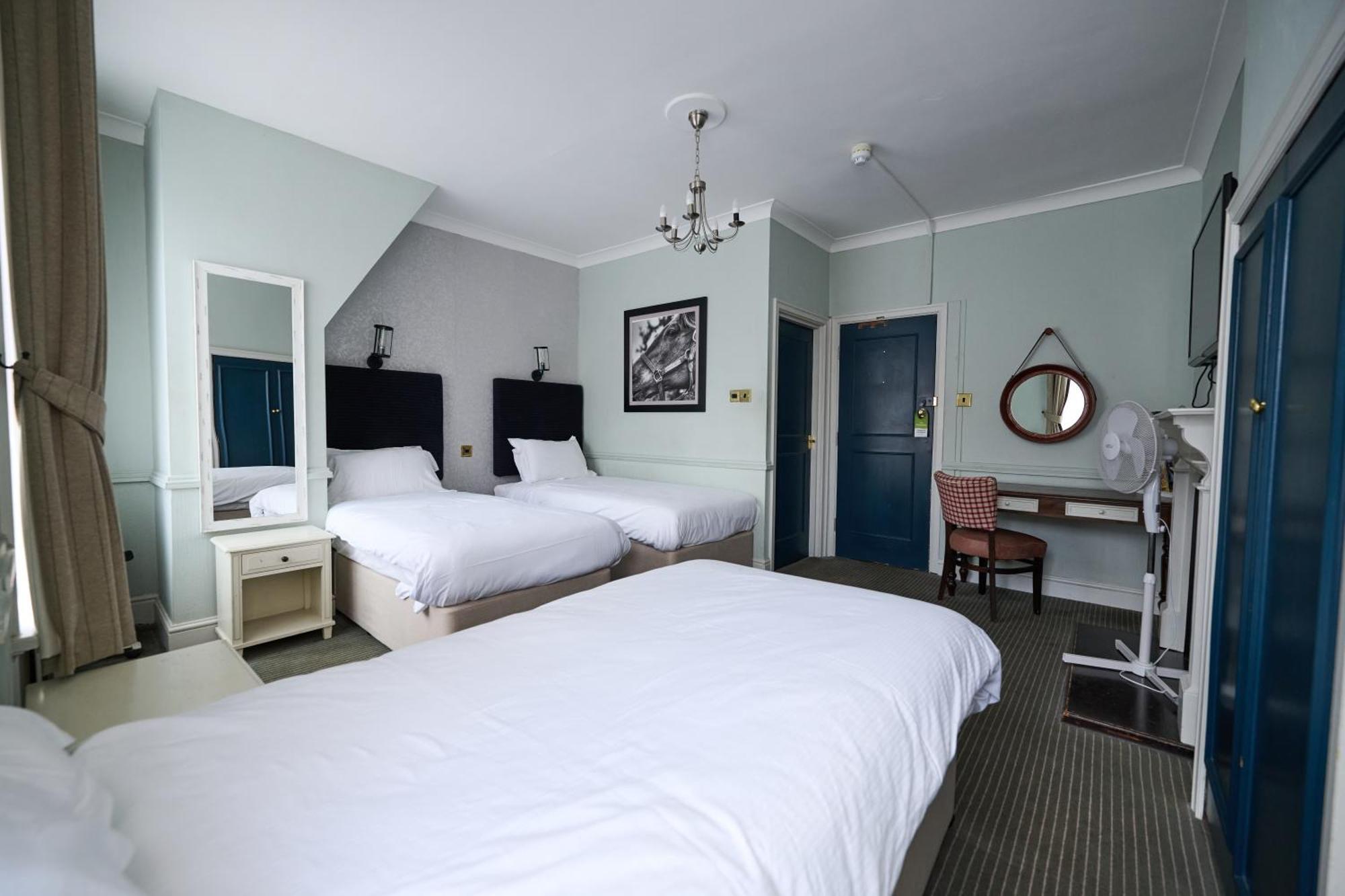 White Hart, Newmarket By Marston'S Inns المظهر الخارجي الصورة