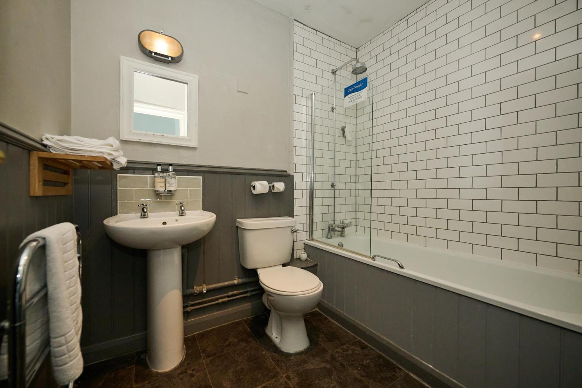White Hart, Newmarket By Marston'S Inns المظهر الخارجي الصورة