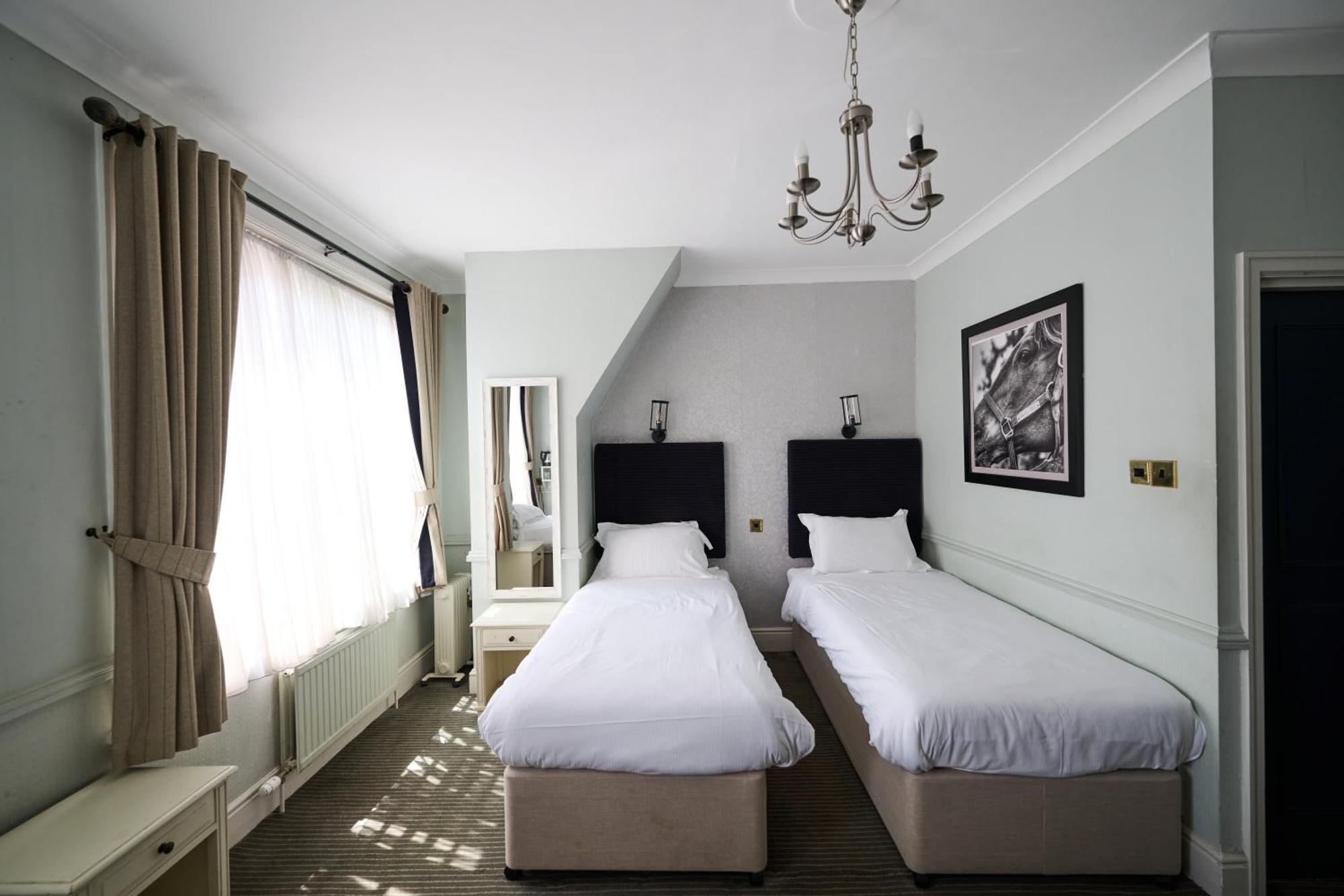 White Hart, Newmarket By Marston'S Inns المظهر الخارجي الصورة
