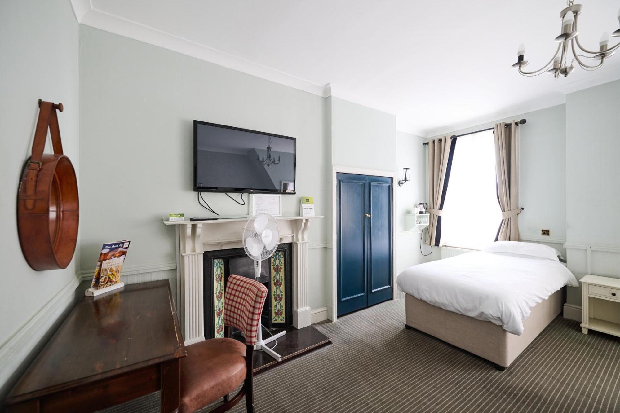 White Hart, Newmarket By Marston'S Inns المظهر الخارجي الصورة